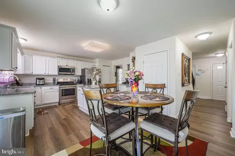 Entry Way - 71 Houston St, Dover, DE 19901 photo 1 of 2