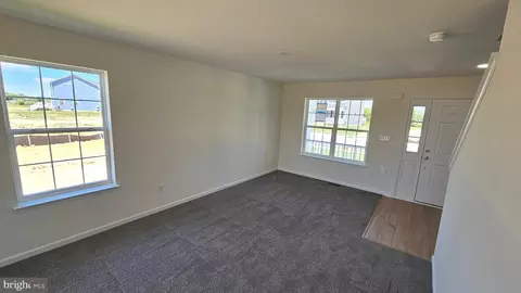 Living - 235 Doylestown Rd, Smyrna, DE 19977 photo 1 of 2