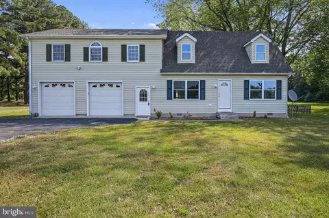 1074 Pearsons Corner Rd, Hartly, DE 19953