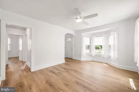Living - 39 Pine St, Dover, DE 19901 photo 2 of 2