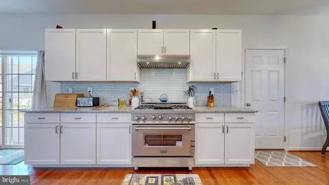 Kitchen - 34 Bristle Cone Ct, Dover, DE 19904 photo 2 of 2