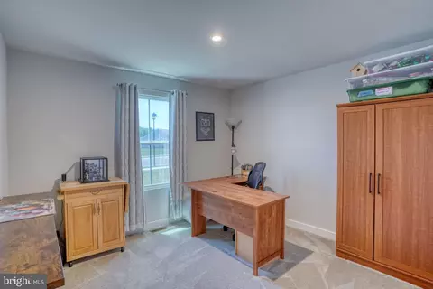 Entry Way - 401 Alezach Dr, Dover, DE 19901 photo 6 of 8