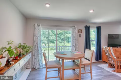 Dining - 401 Alezach Dr, Dover, DE 19901 photo 1 of 2