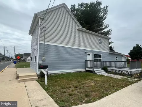 213 S West St, Harrington, DE 19952