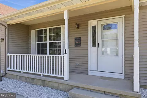 Exterior - 1 Crosley Ct, Dover, DE 19904 photo 1 of 5