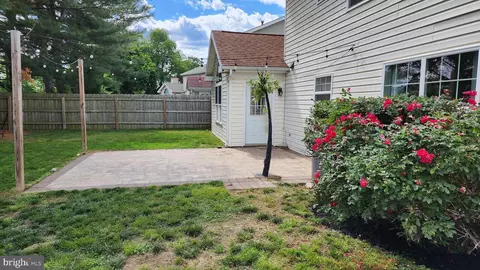 Exterior - 1228 Andrew Dr, Dover, DE 19904 photo 2 of 4