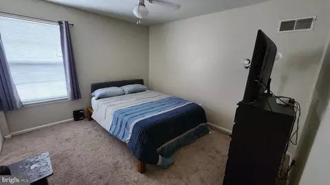 Bedroom - 1228 Andrew Dr, Dover, DE 19904 photo 3 of 4