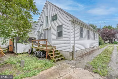 Other - 257 Front St, Leipsic, DE 19901 photo 2 of 11