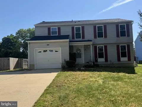 13 Crown Cir, Dover, DE 19901