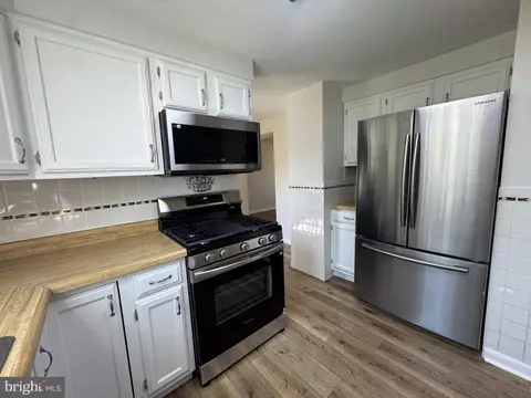 Kitchen - 13 Crown Cir, Dover, DE 19901 photo 1 of 8
