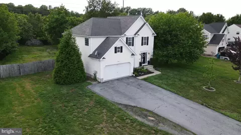View/Area - 273 W Darby Cir, Dover, DE 19904 photo 5 of 7