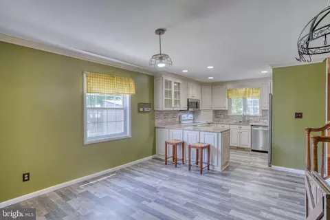 Kitchen - 28 Duchess Cir, Dover, DE 19901 photo 1 of 2