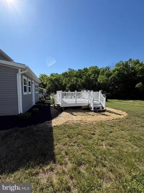 Exterior - 127 Garnet Dr, Dover, DE 19904 photo 5 of 5