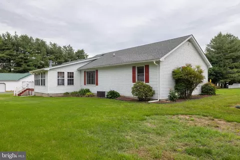 Exterior - 6559 Pearsons Corner Rd, Dover, DE 19904 photo 10 of 10