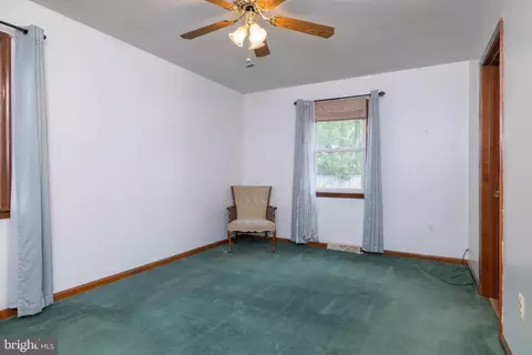 Bedroom - 6559 Pearsons Corner Rd, Dover, DE 19904 photo 7 of 7