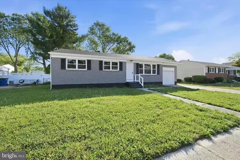 Exterior - 325 Frear Dr, Dover, DE 19901 photo 2 of 10