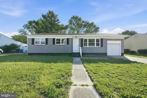 Exterior - 325 Frear Dr, Dover, DE 19901 photo 3 of 10