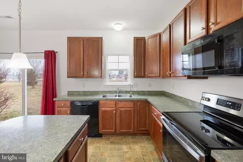 Kitchen - 42 Mer Way, Dover, DE 19901 photo 3 of 3