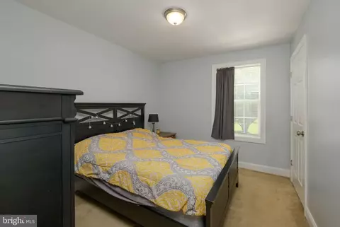 Bedroom - 38 S Queen St, Dover, DE 19904 photo 4 of 4