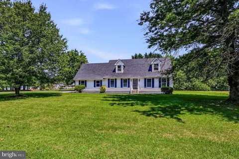 40 W Huntington Cir, Dover, DE 19901