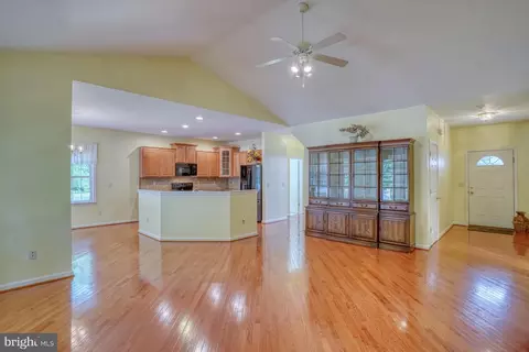 Entry Way - 161 Maple Glen Dr, Dover, DE 19904 photo 1 of 2