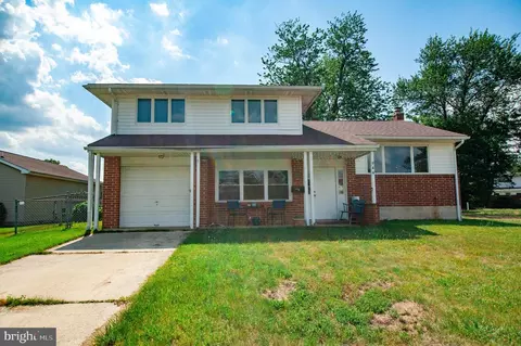 944 Shank Rd, Dover, DE 19904 photo 2