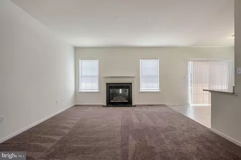 Living - 45 Fields Dr, Smyrna, DE 19977 photo 1 of 6