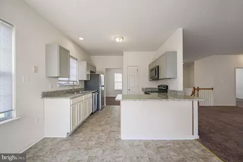 Kitchen - 45 Fields Dr, Smyrna, DE 19977 photo 1 of 3