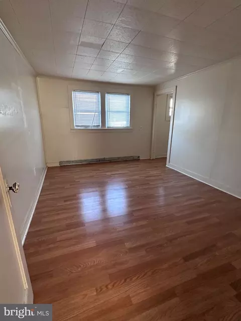 Living - 127 Roosevelt Ave, Dover, DE 19901 photo 2 of 3