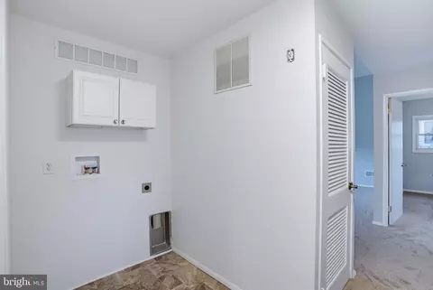 Entry Way - 1 Hickory Ln, Dover, DE 19904 photo 3 of 3