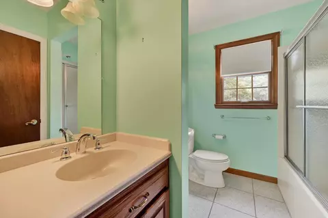 Bath - 217 Winterberry Dr, Dover, DE 19904 photo 2 of 2