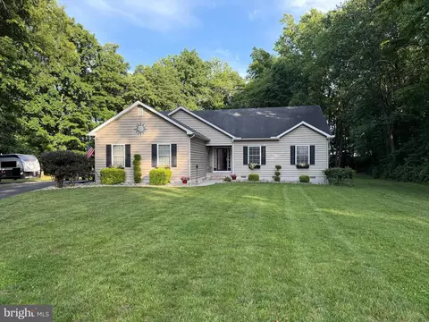 203 E Buck Point Rd, Clayton, DE 19938