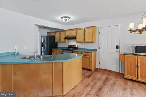 Kitchen - 7 Pin Oak Dr, Dover, DE 19904 photo 1 of 2