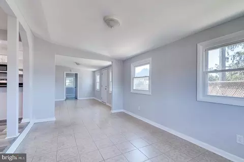 Entry Way - 1522 Forrest Ave, Dover, DE 19904 photo 2 of 12