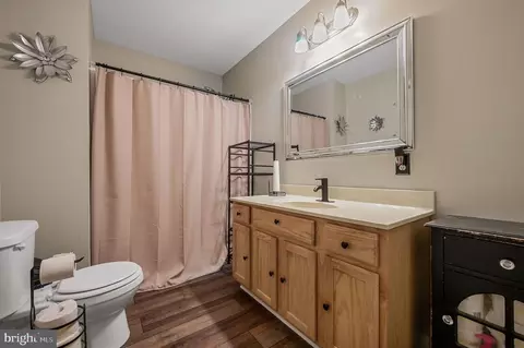 Bath - 32 Moriarty St, Dover, DE 19901 photo 2 of 2