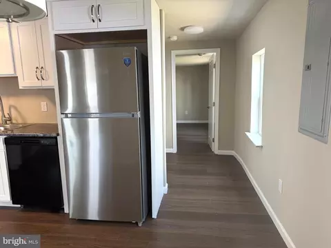 Entry Way - 123 Fleming St, Harrington, DE 19952 photo 1 of 5