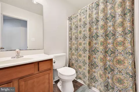 Bath - 193 Lexington Pl, Dover, DE 19901 photo 1 of 1