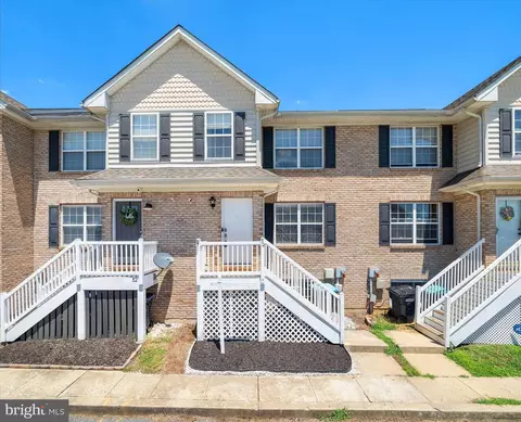 30 Renza Ln, Smyrna, DE 19977