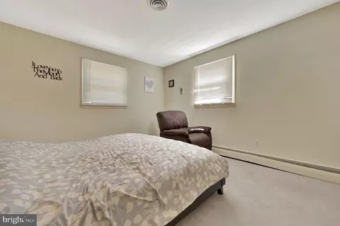 Bedroom - 38 Tina Dr, Dover, DE 19901 photo 2 of 5