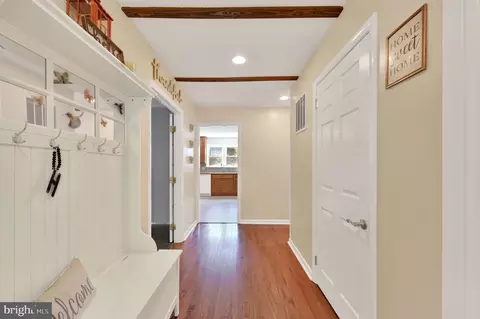 Entry Way - 38 Tina Dr, Dover, DE 19901 photo 1 of 2