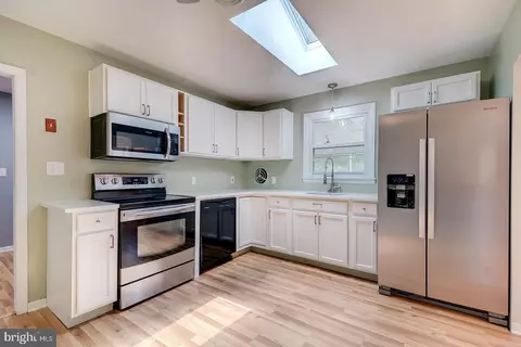 Kitchen - 143 N Old Mill Rd, Dover, DE 19901 photo 1 of 3