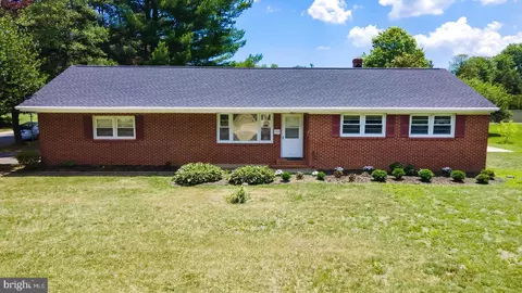 Exterior - 143 N Old Mill Rd, Dover, DE 19901 photo 7 of 7