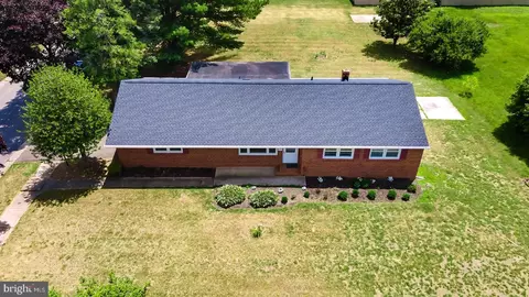 View/Area - 143 N Old Mill Rd, Dover, DE 19901 photo 1 of 7
