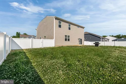 Exterior - 29 Pinyon Ct, Dover, DE 19904 photo 5 of 7