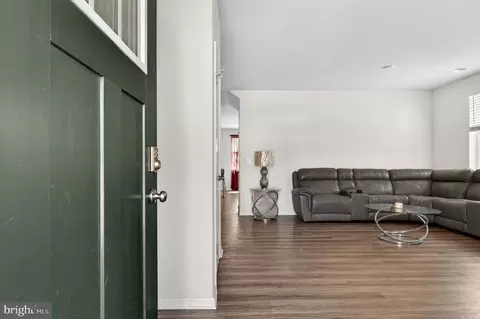 Entry Way - 29 Pinyon Ct, Dover, DE 19904 photo 1 of 19