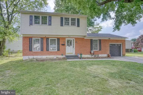 306 Macarthur Dr, Dover, DE 19901