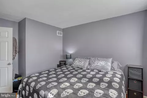 Bedroom - 306 Macarthur Dr, Dover, DE 19901 photo 7 of 7