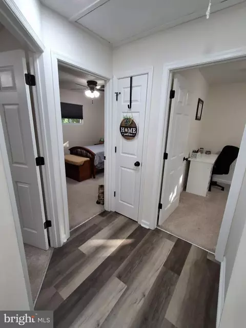 Entry Way - 146 President Dr, Dover, DE 19901 photo 5 of 5