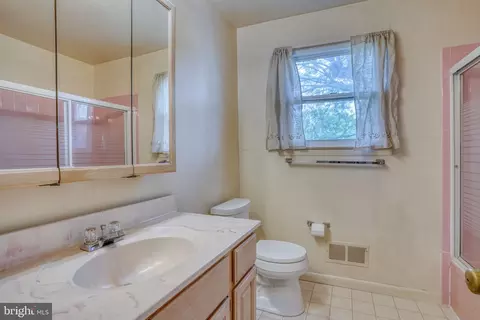 Bath - 306 Alder Rd, Dover, DE 19904 photo 2 of 2