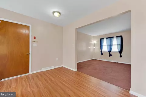 Entry Way - 511 Sunset Dr, Dover, DE 19901 photo 4 of 4